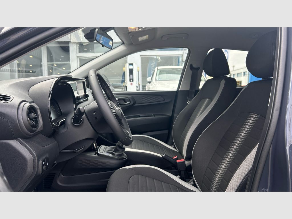 Hyundai i10 - 11