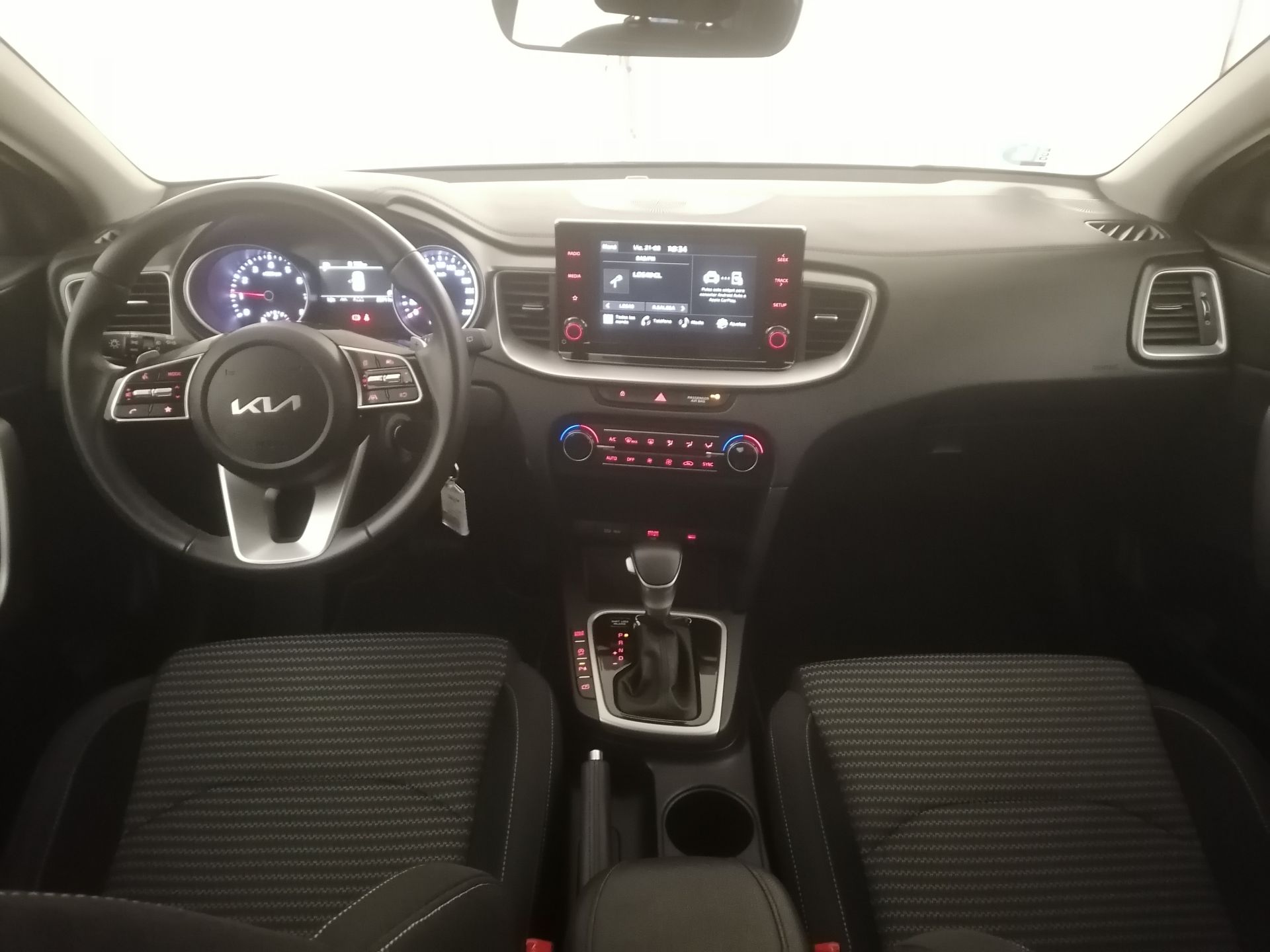 Kia Ceed - 7