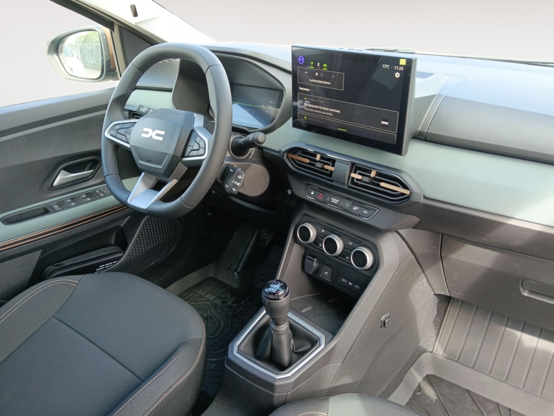 Dacia Sandero - 8