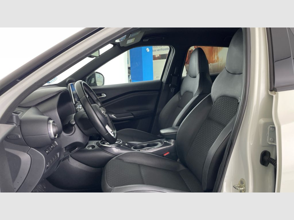 Nissan JUKE - 11