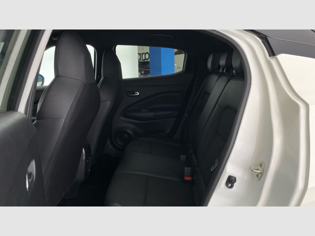 Nissan JUKE - 12