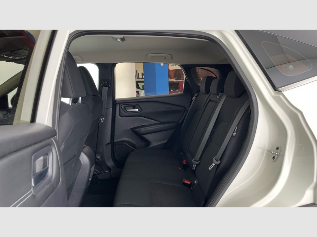 Nissan Qashqai - 12