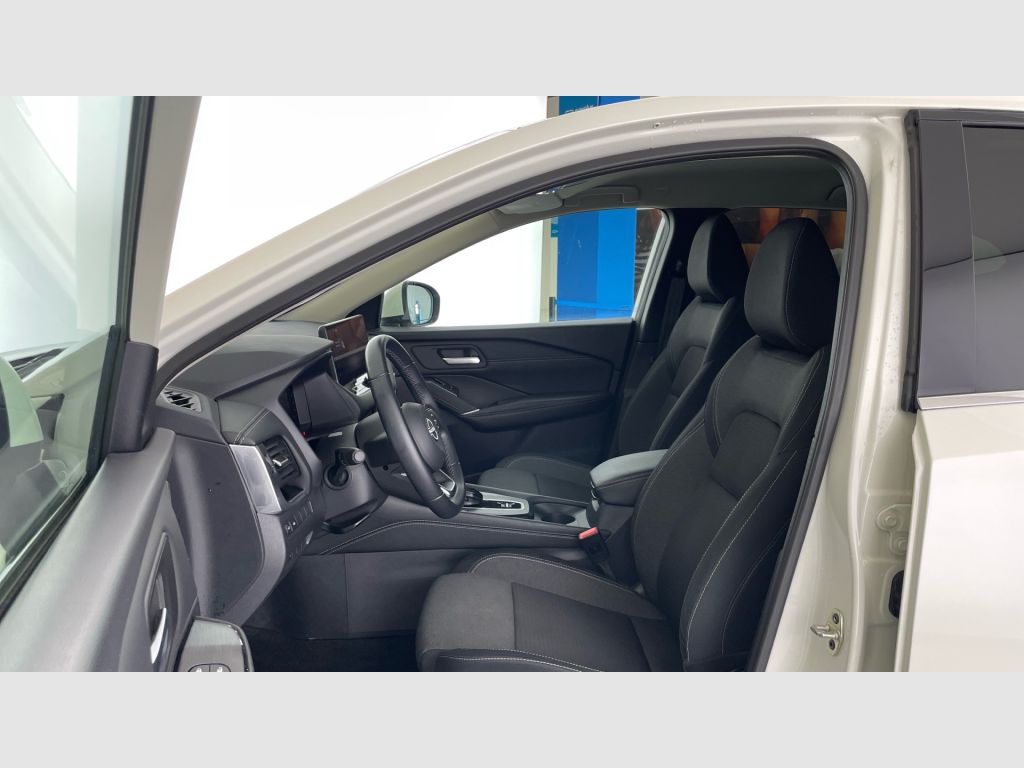 Nissan Qashqai - 11