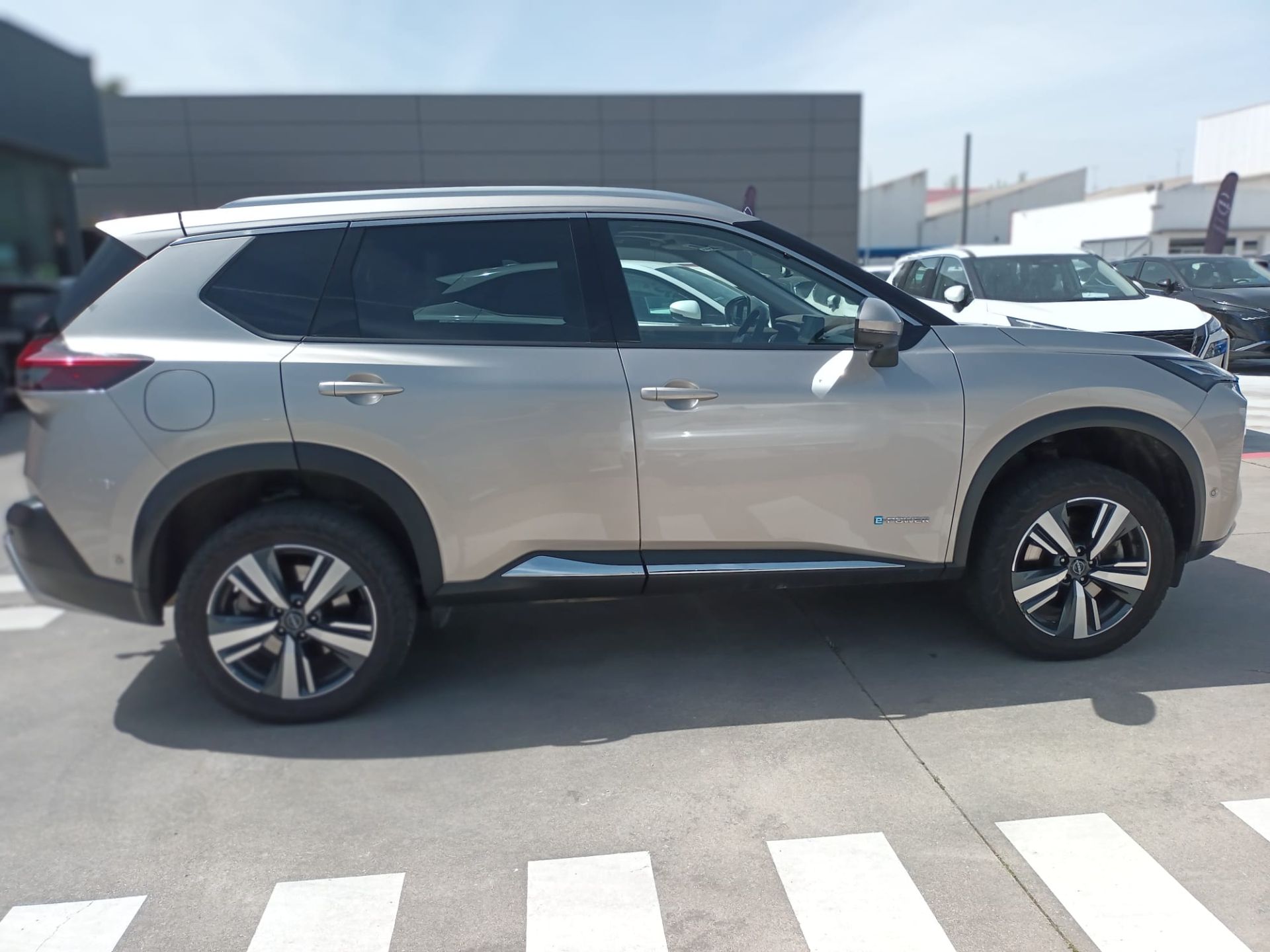Nissan X-Trail - 6