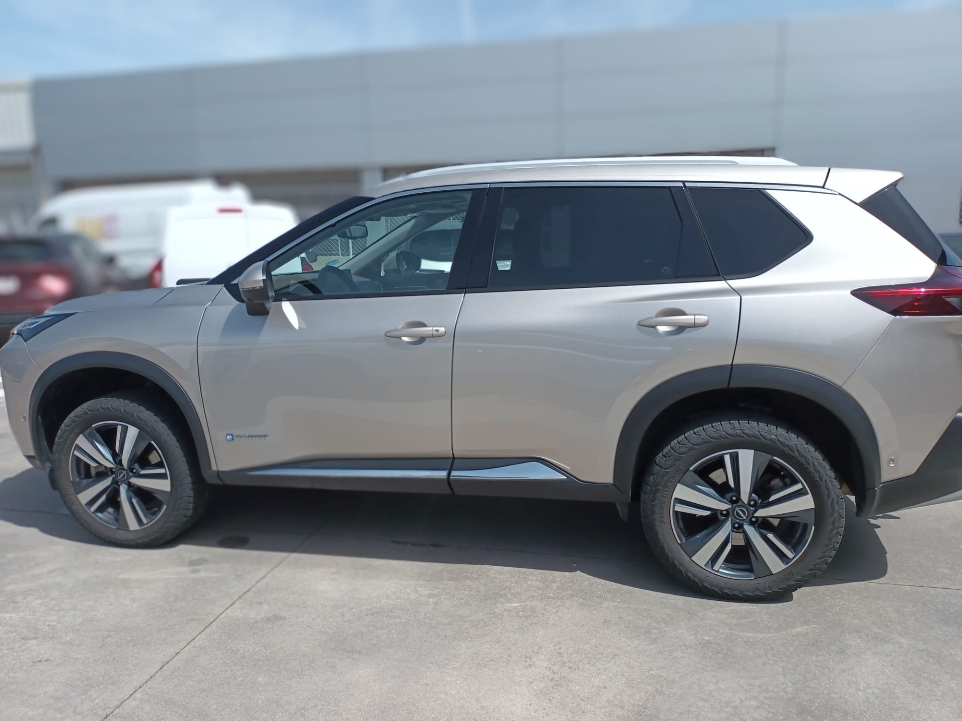 Nissan X-Trail - 8