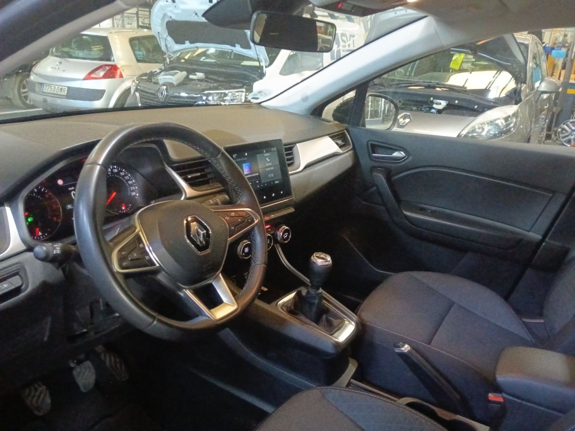 Renault Captur - 12