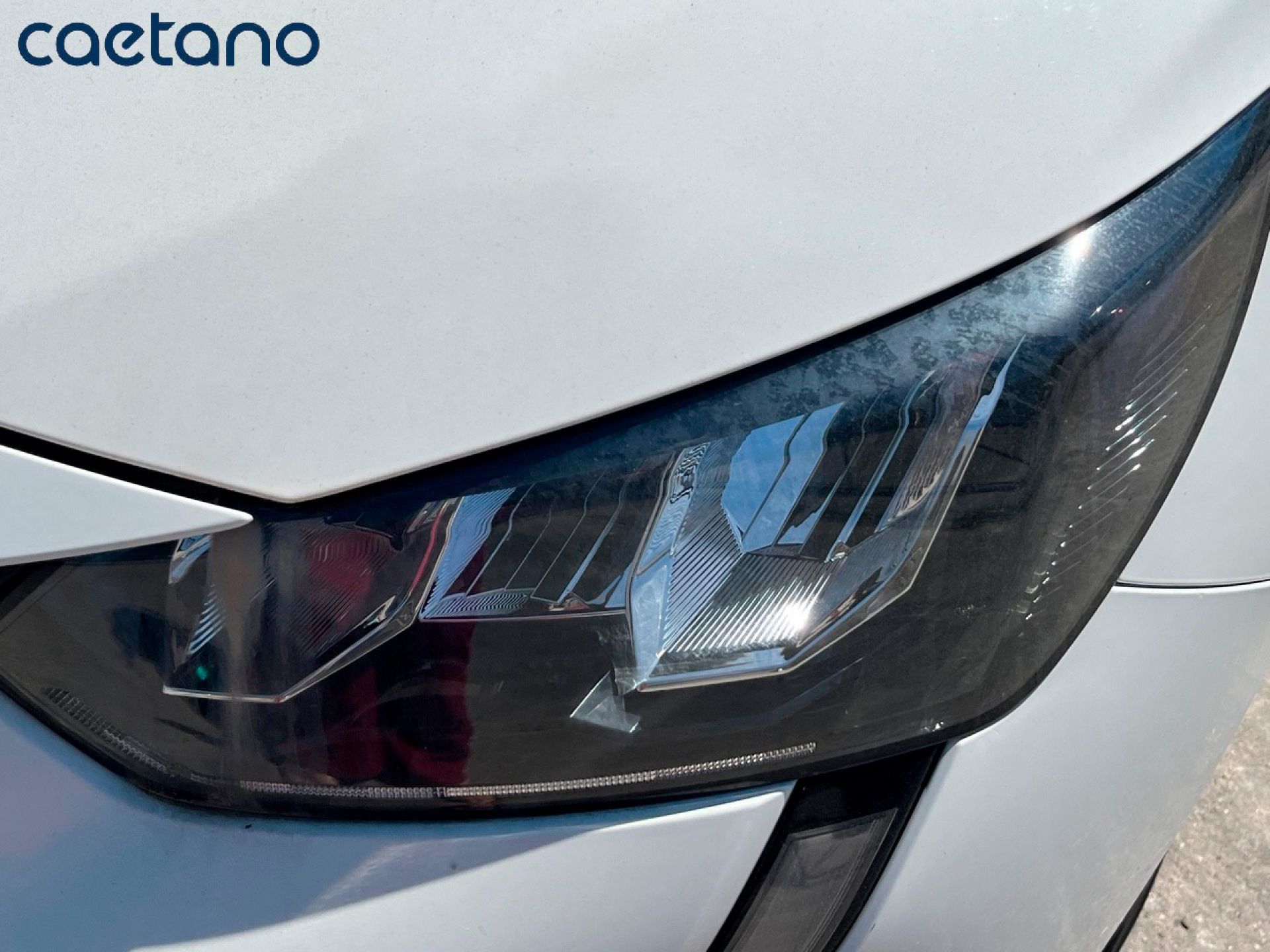 Peugeot 208 - 9