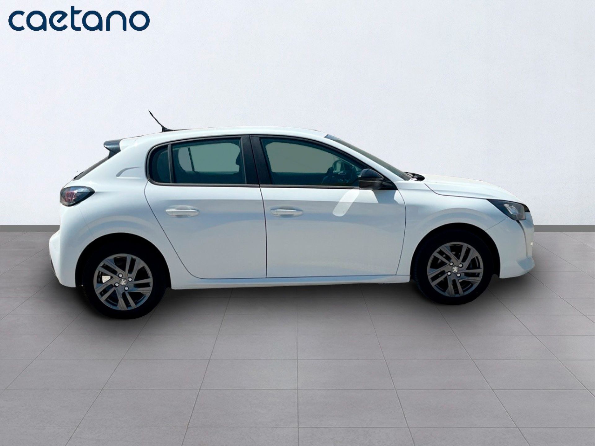 Peugeot 208 - 4