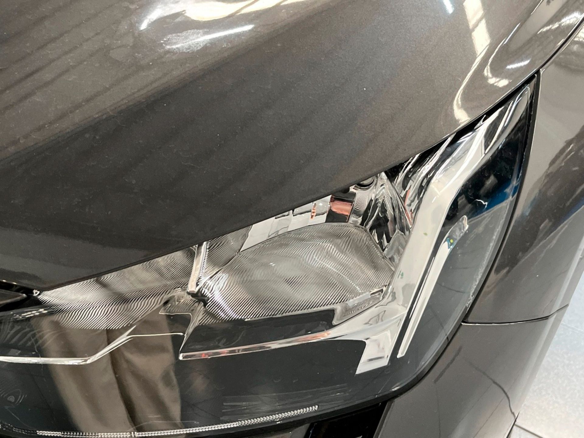 Peugeot 208 - 9