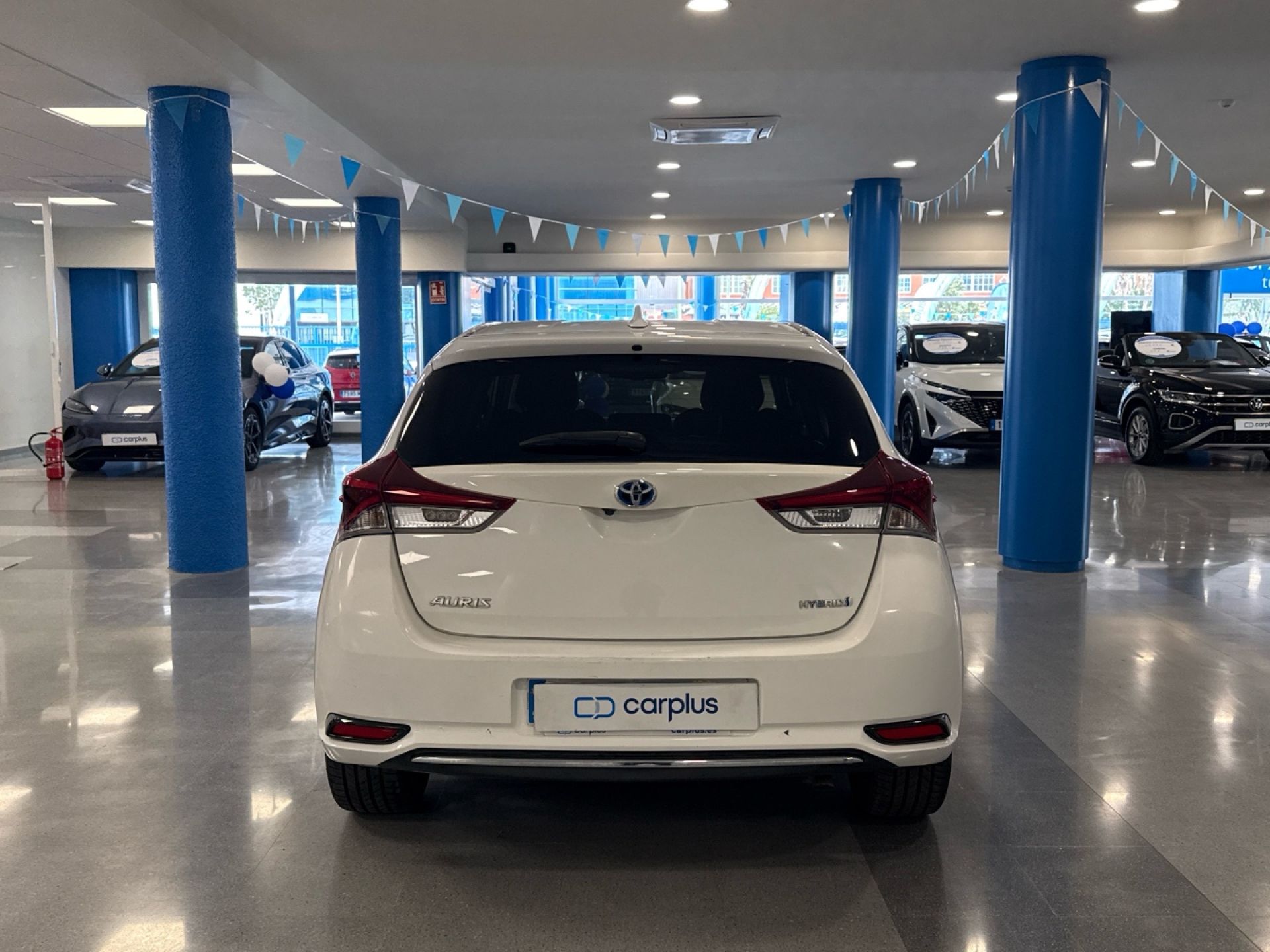 TOYOTA Auris - 2