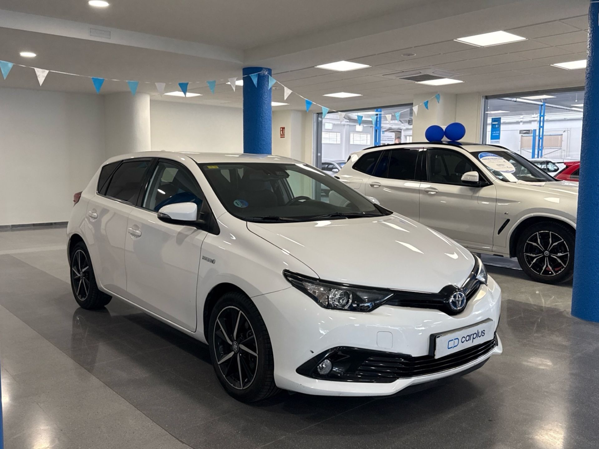 TOYOTA Auris - 3