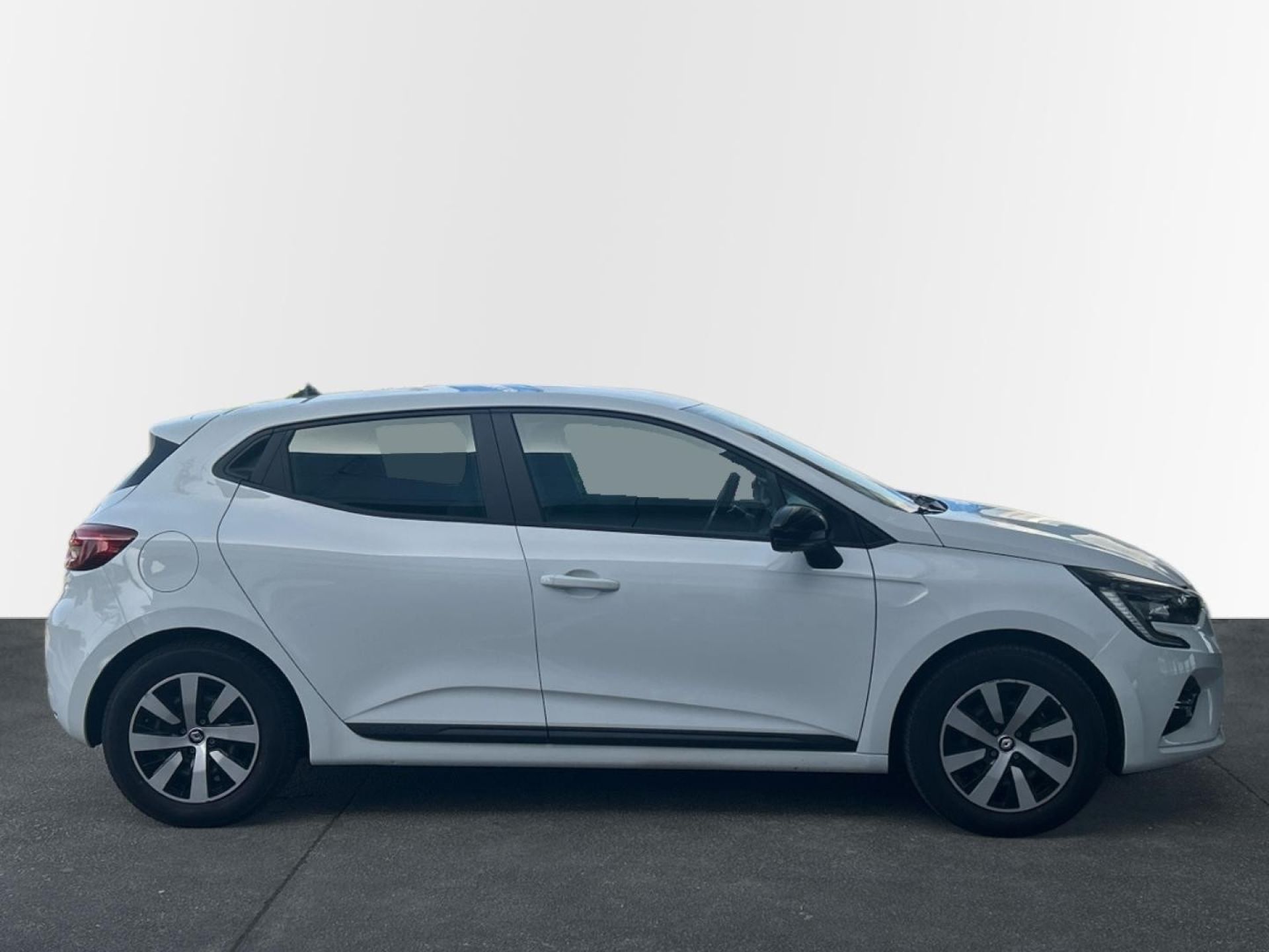 Renault Clio - 8