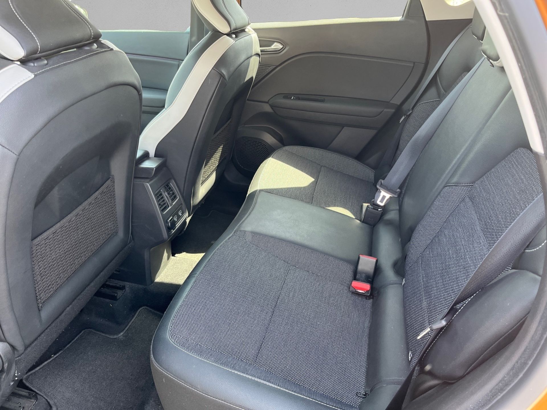 Renault Captur - 12