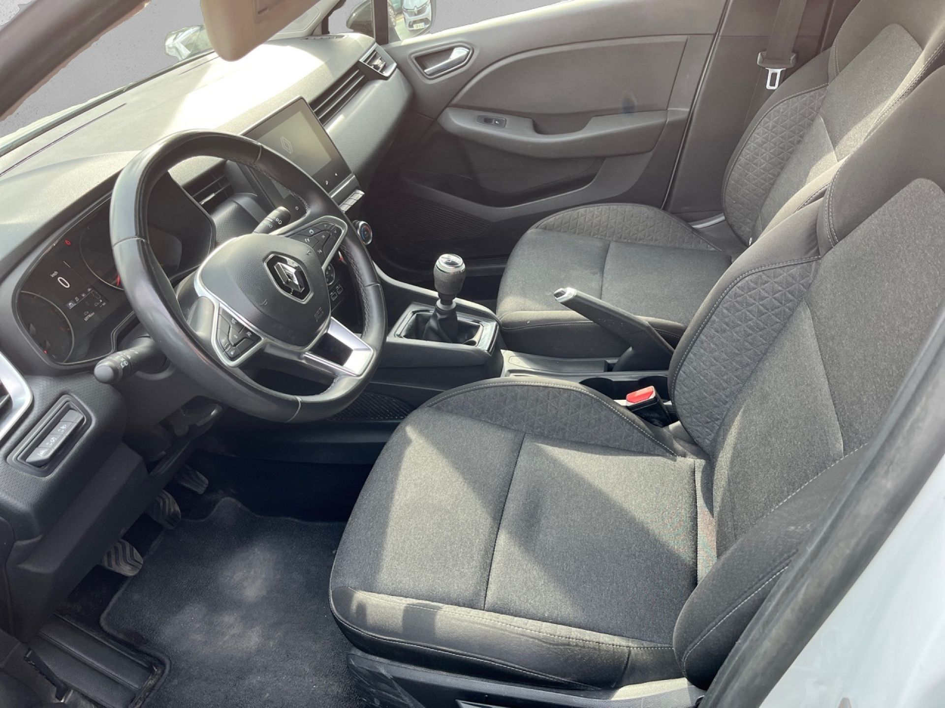Renault Clio - 11