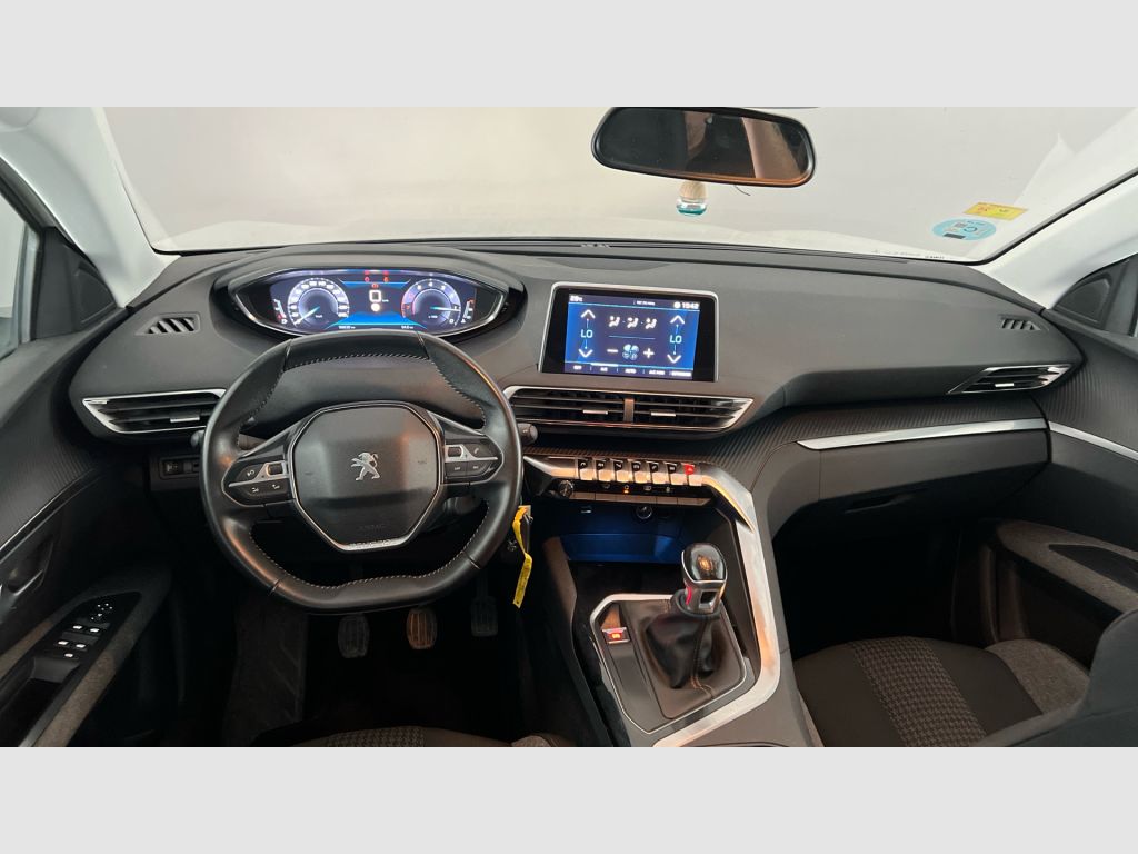 Peugeot 3008 - 11