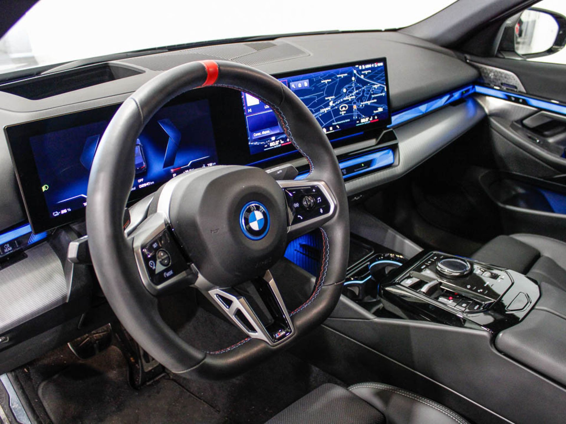 BMW i5 - 11