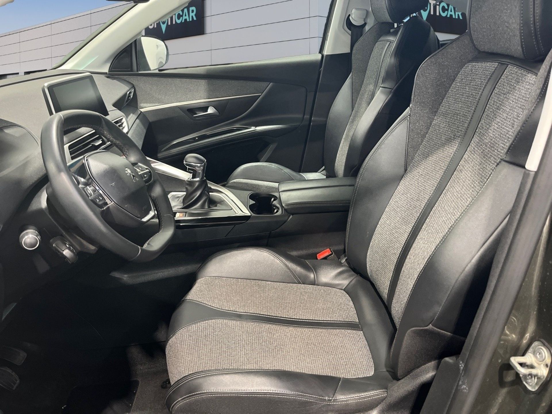 Peugeot 5008 - 12