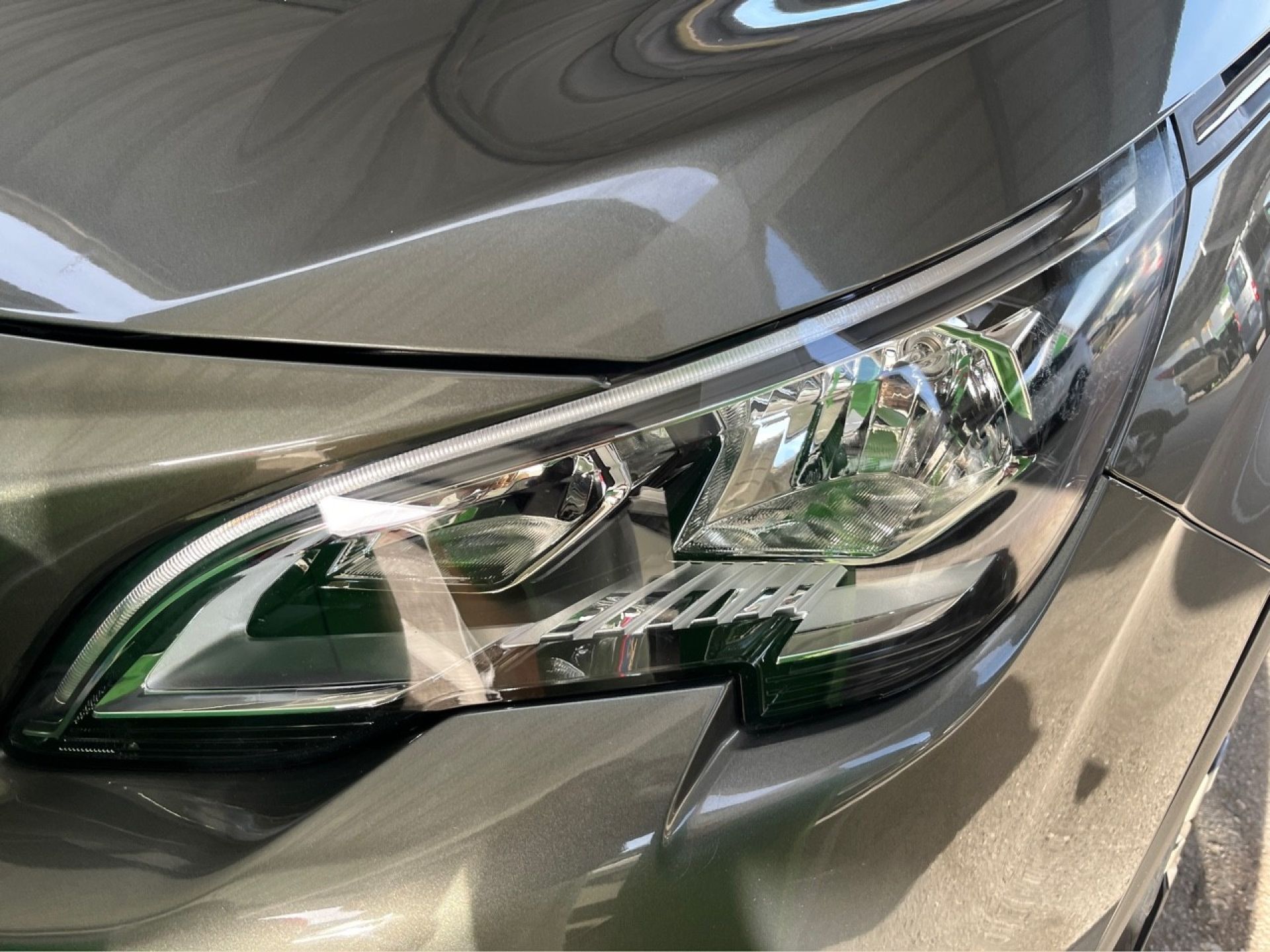 Peugeot 5008 - 10