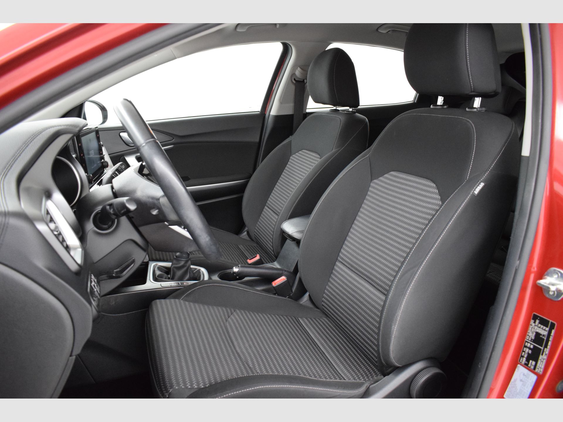 Kia XCeed - 10