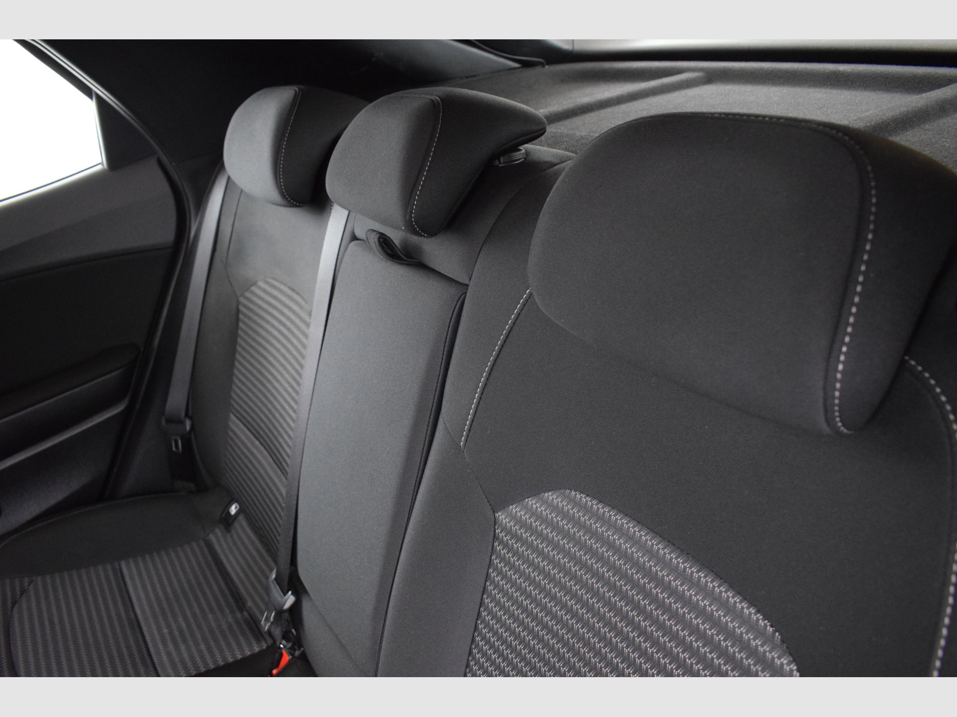 Kia XCeed - 12