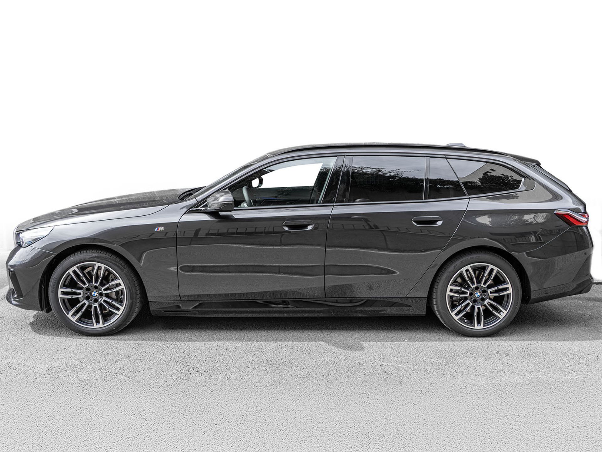 BMW i5 - 6