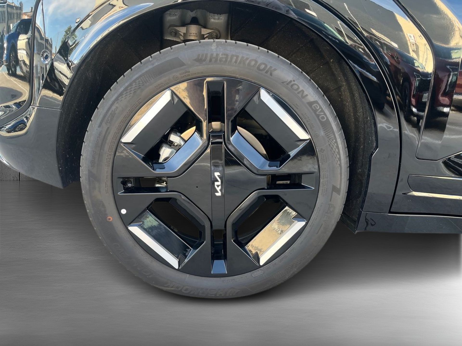 Kia EV3 - 9