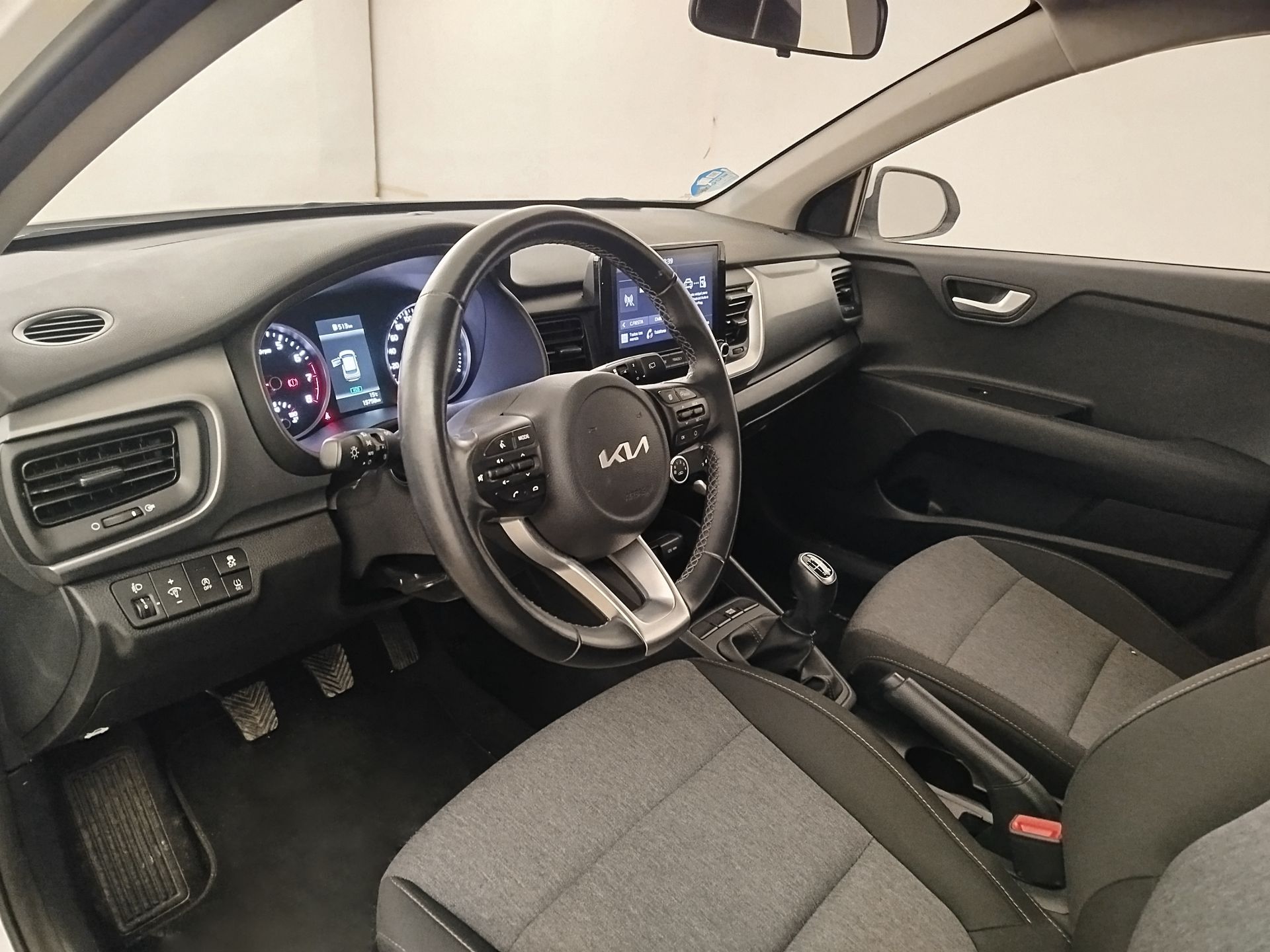 Kia Stonic - 2