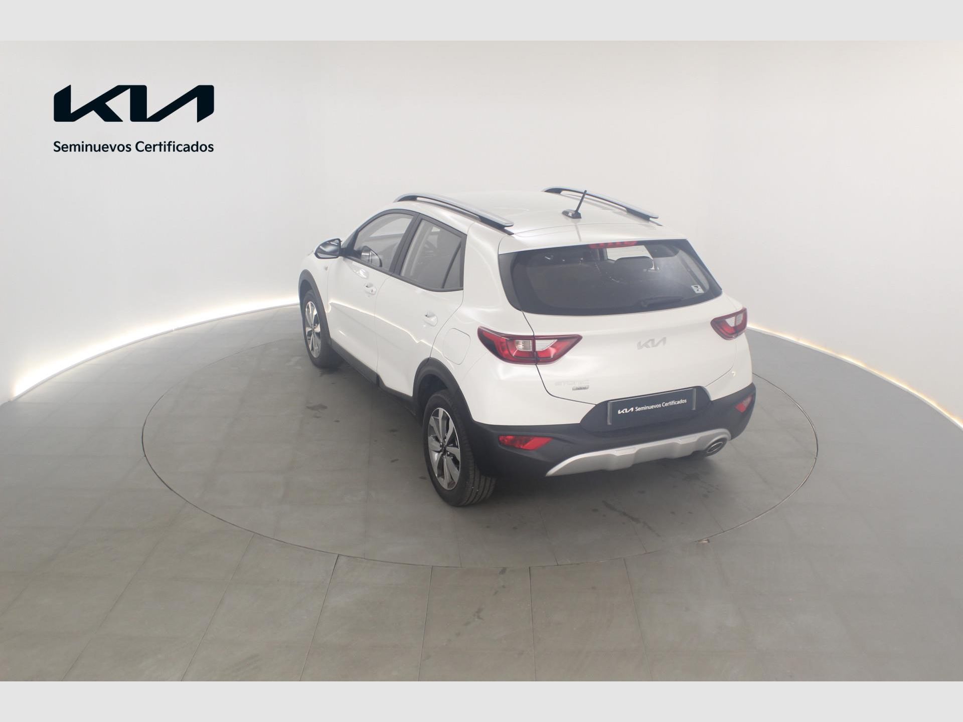 Kia Stonic - 8