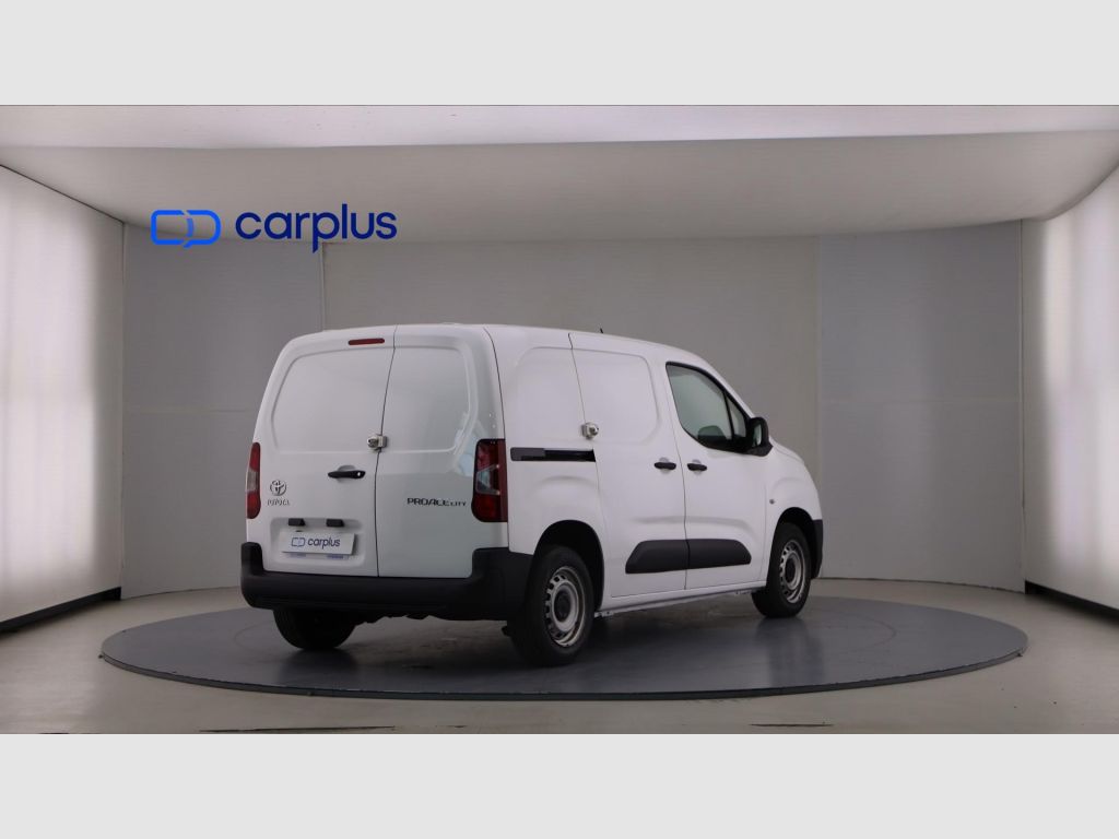 TOYOTA Proace City - 5