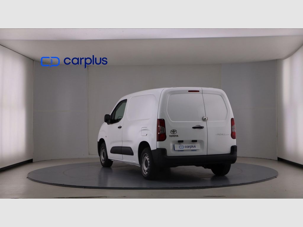 TOYOTA Proace City - 7