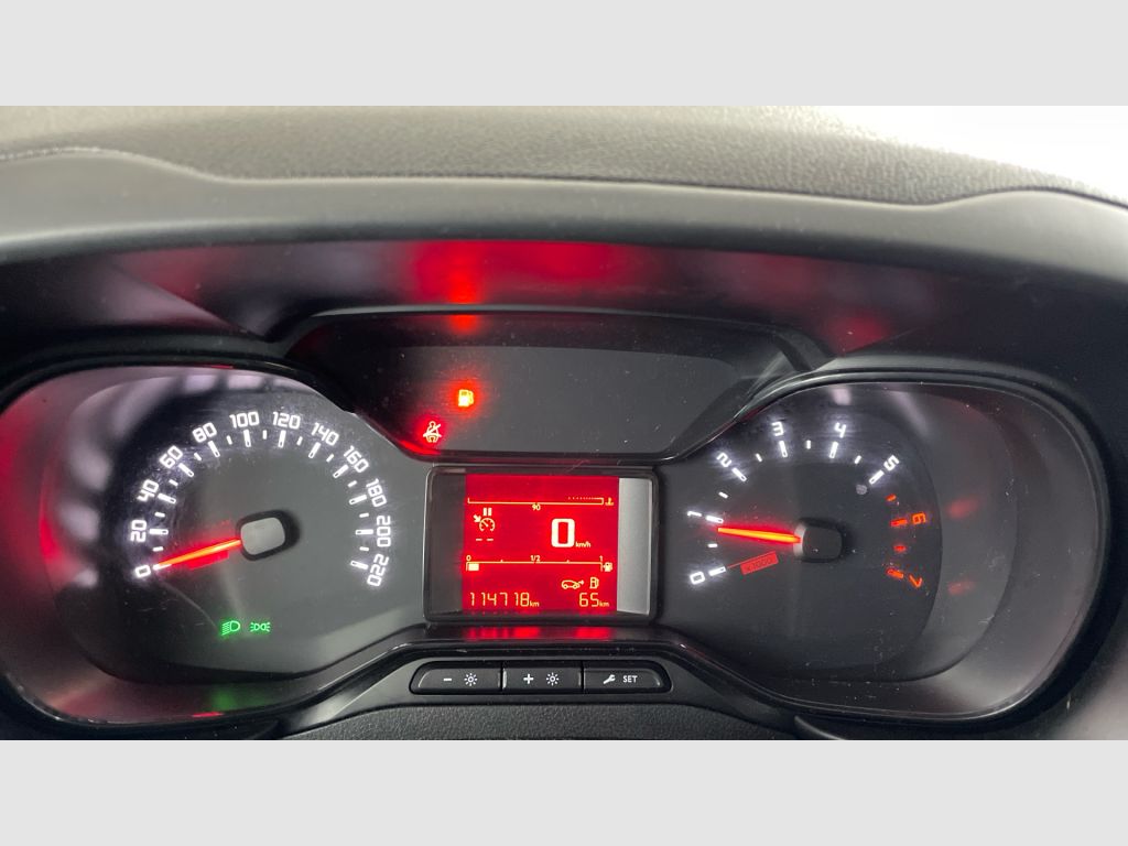 TOYOTA Proace City - 10