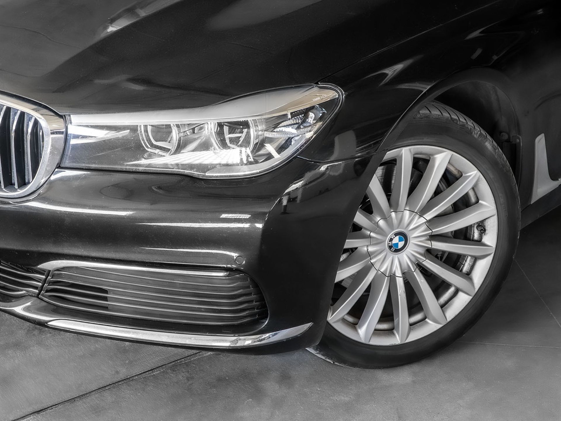 BMW Serie 7 - 5