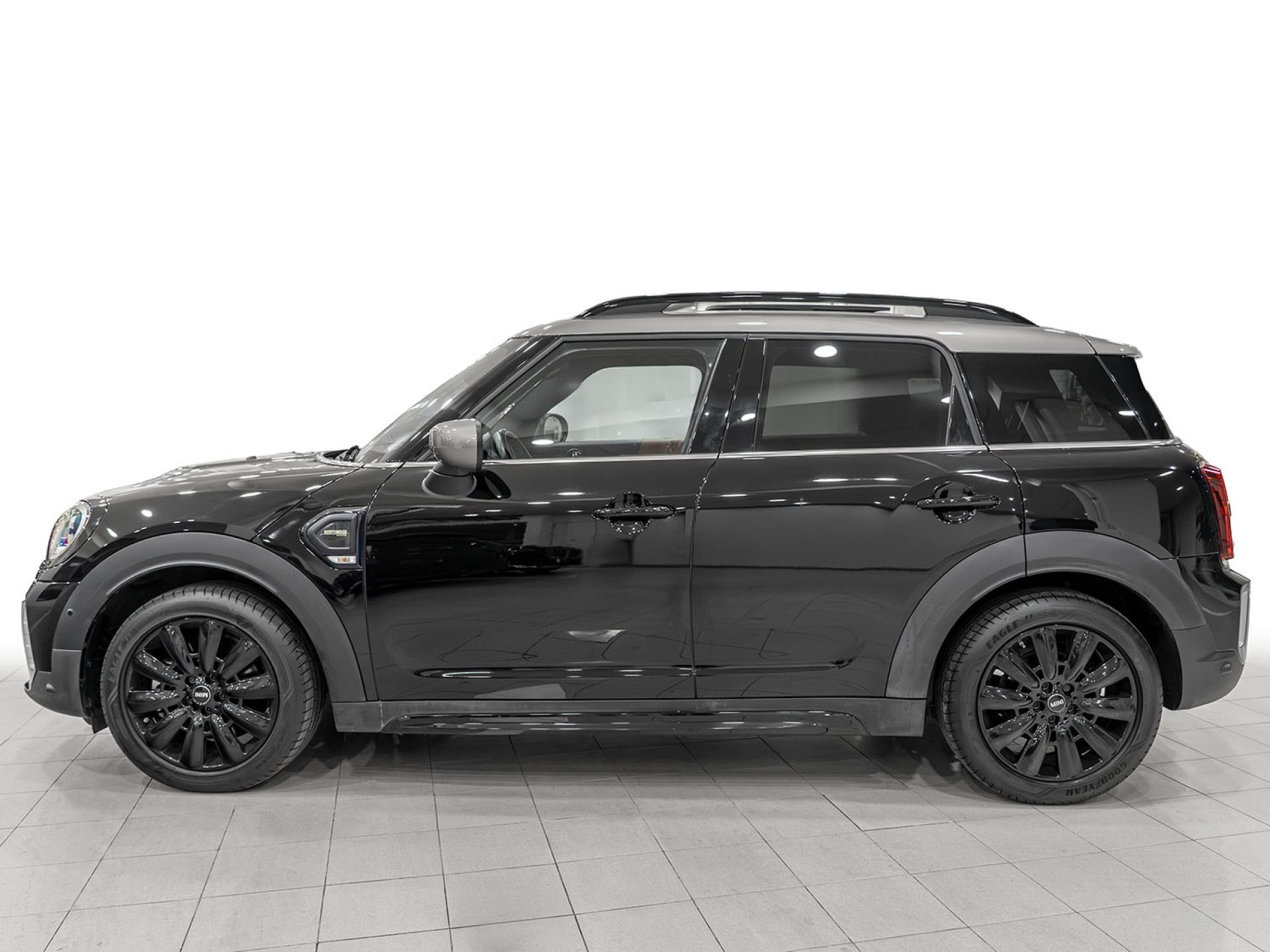 Mini Countryman - 3