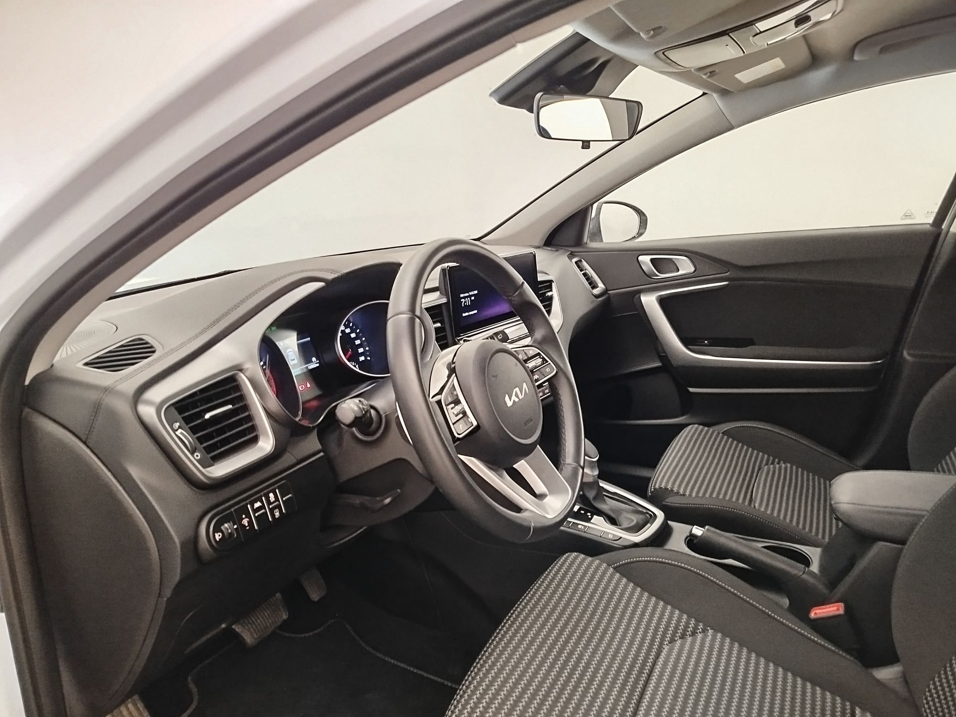 Kia XCeed - 5
