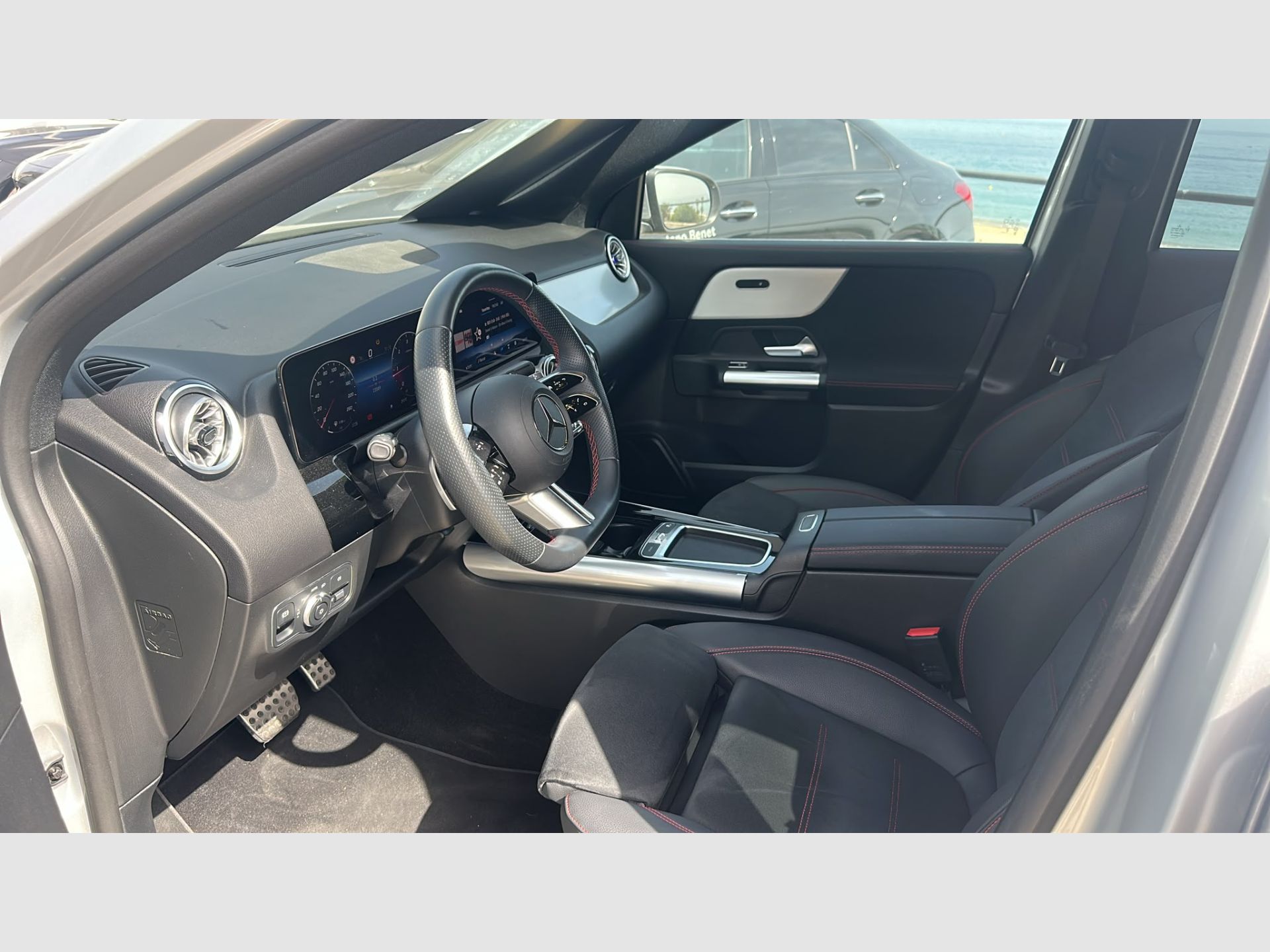 Mercedes-Benz GLA - 5