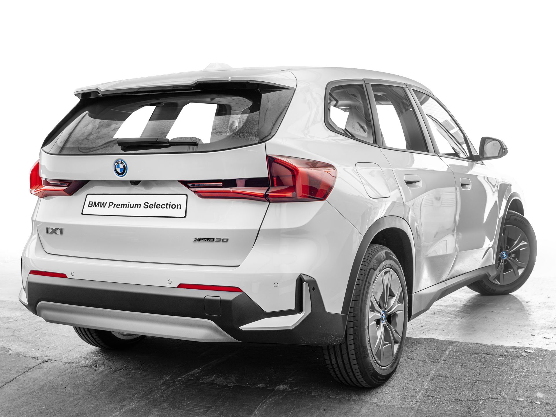 BMW iX1 - 4