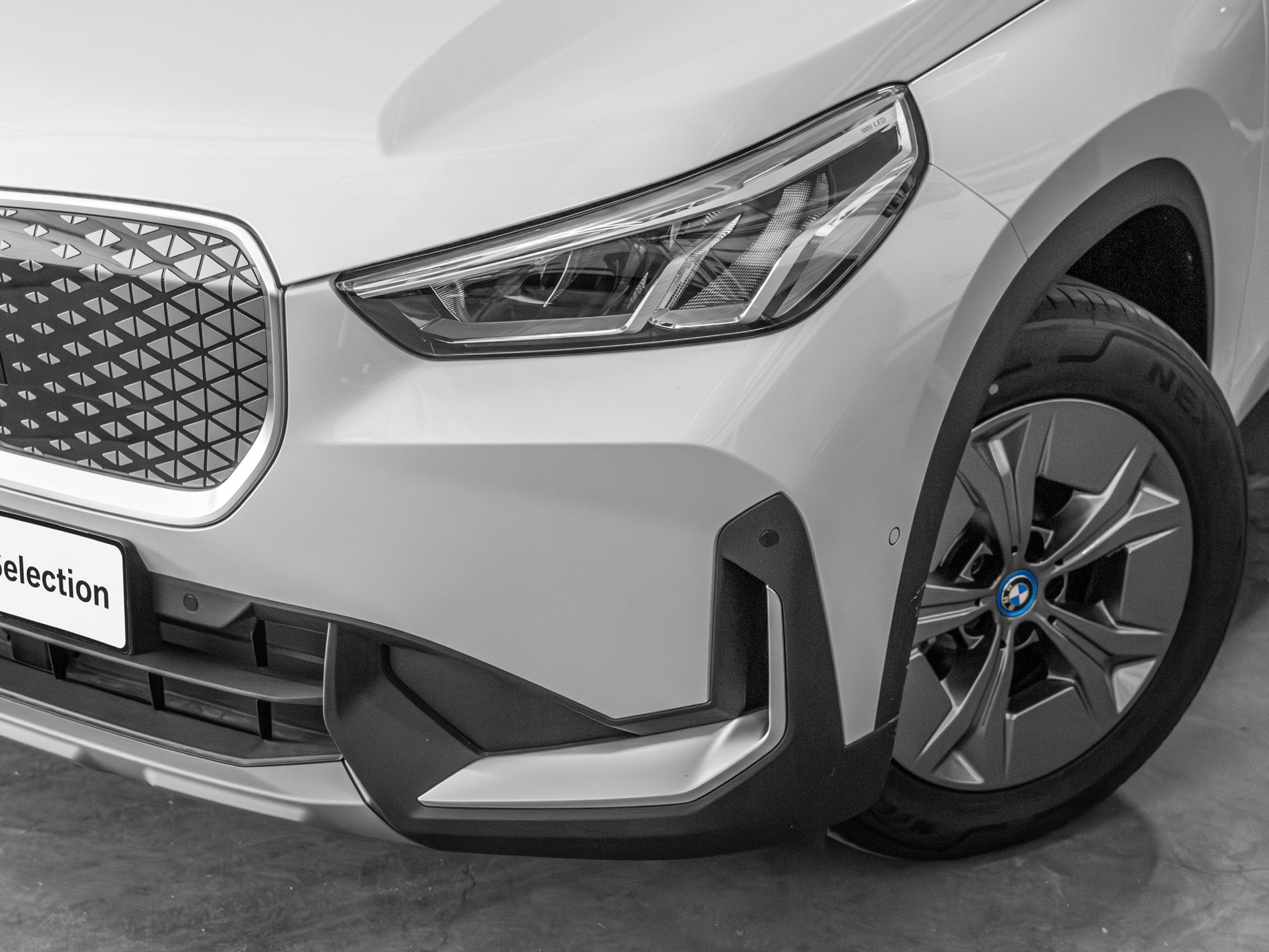 BMW iX1 - 6