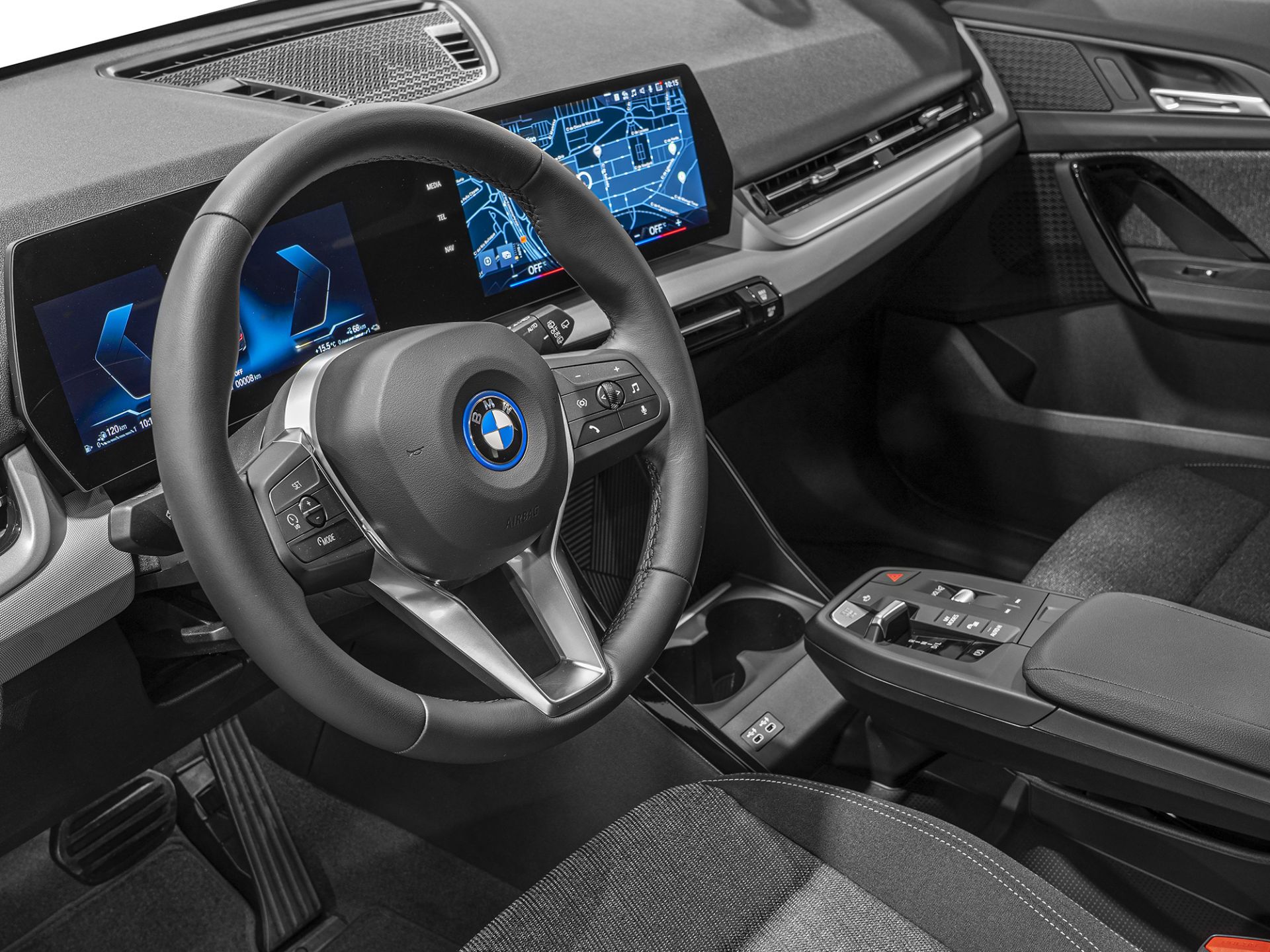 BMW iX1 - 12