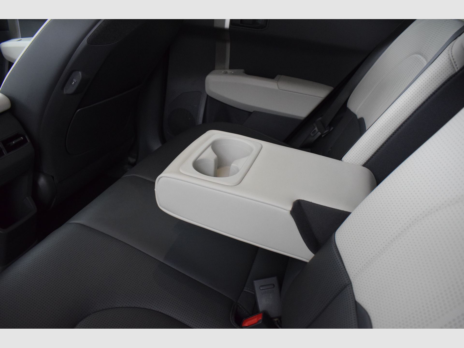 Kia EV3 - 12