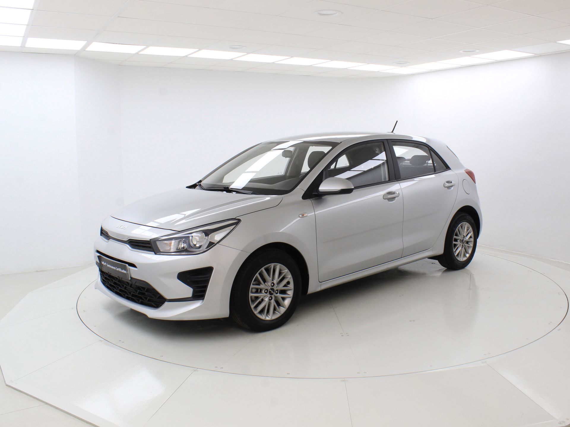Kia Rio - 2