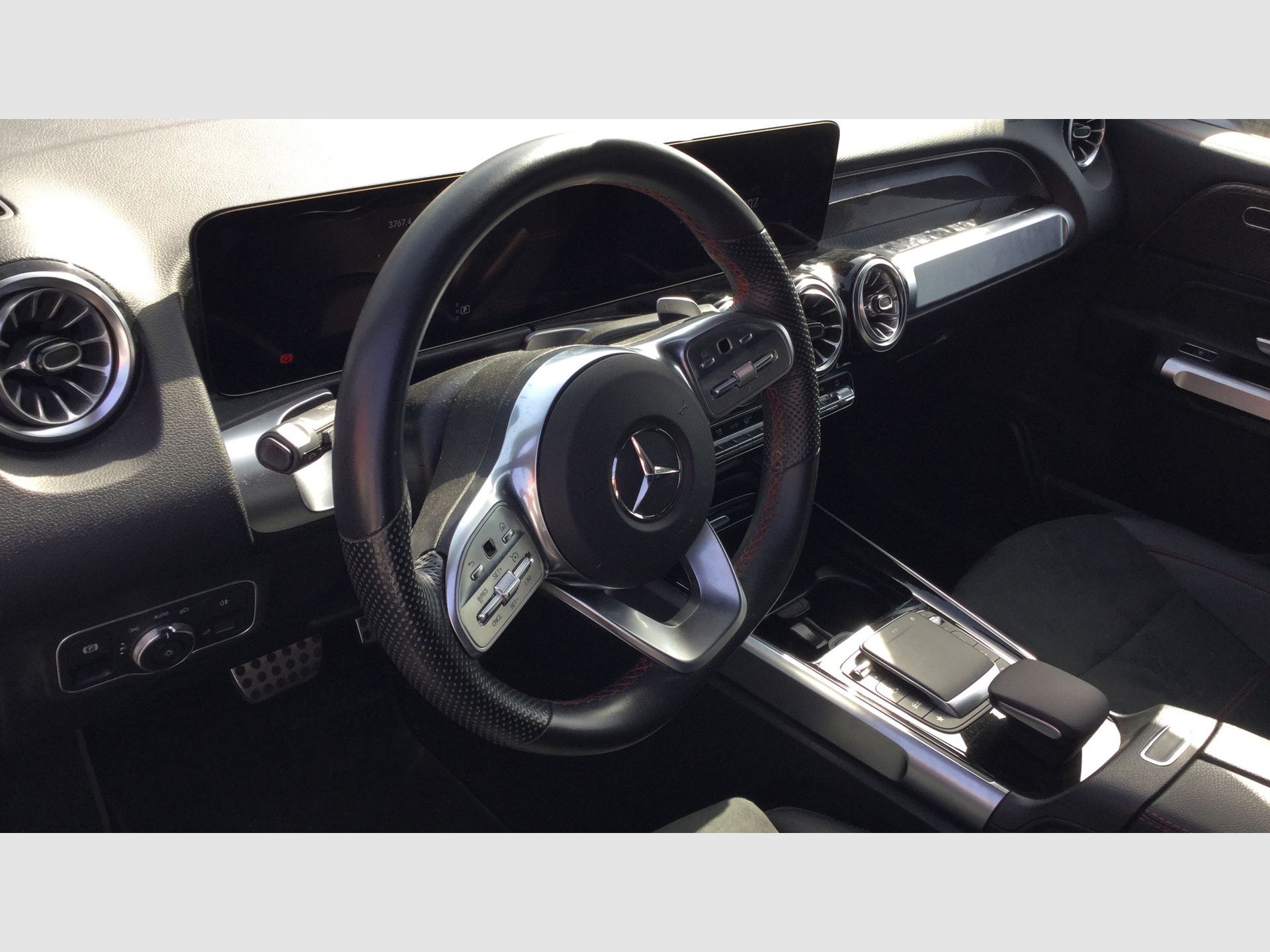 Mercedes-Benz GLB - 5