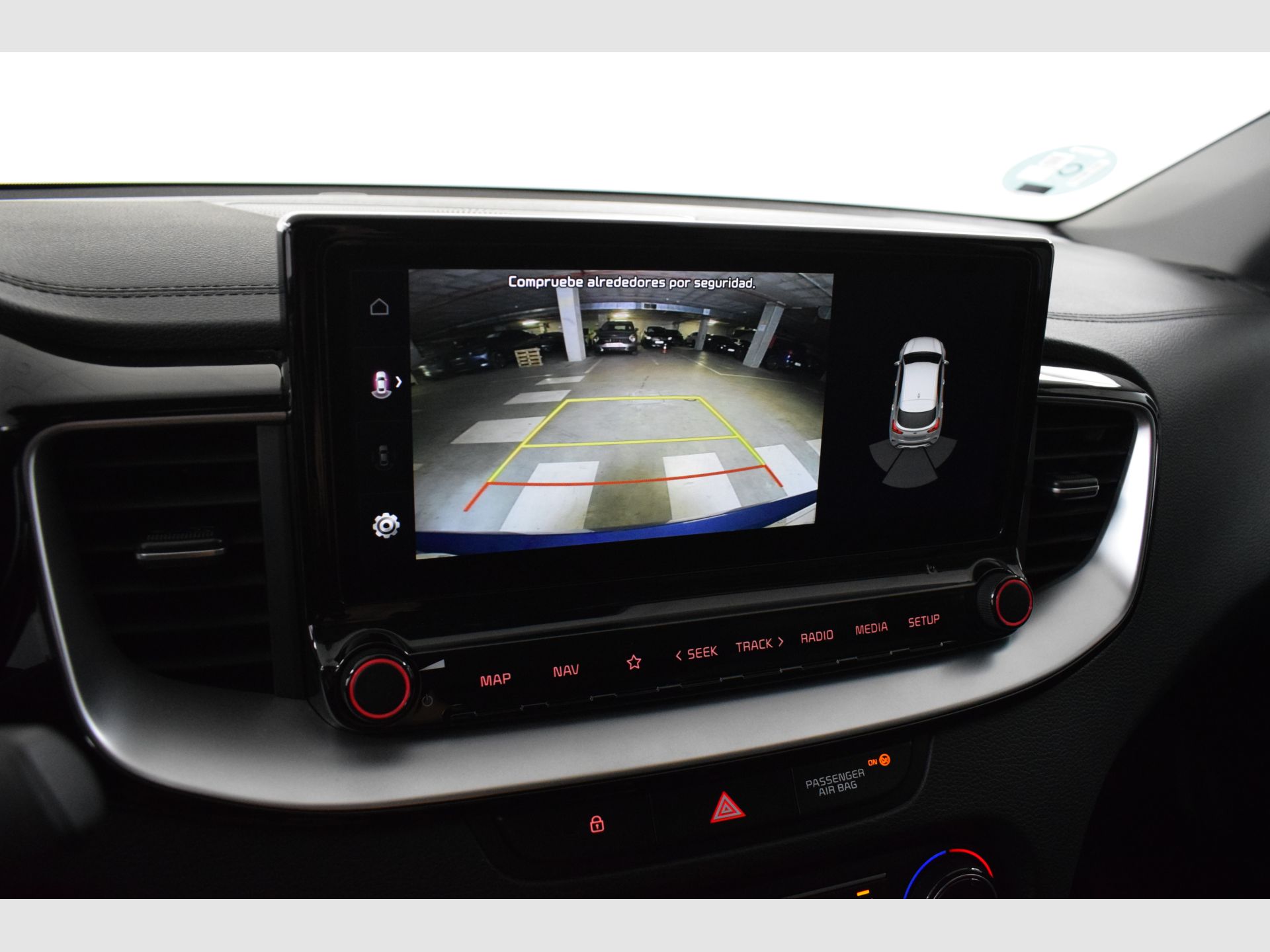 Kia XCeed - 10