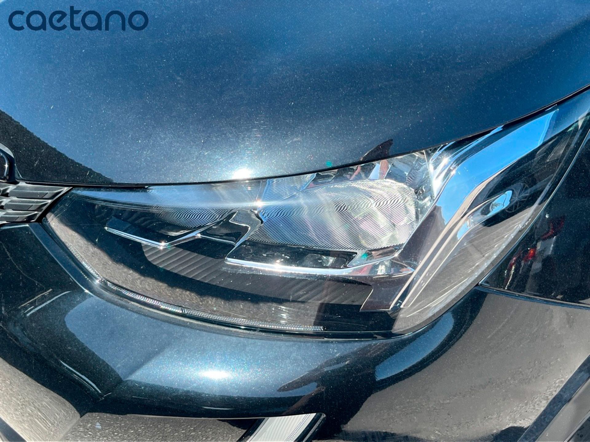 Peugeot 2008 - 9