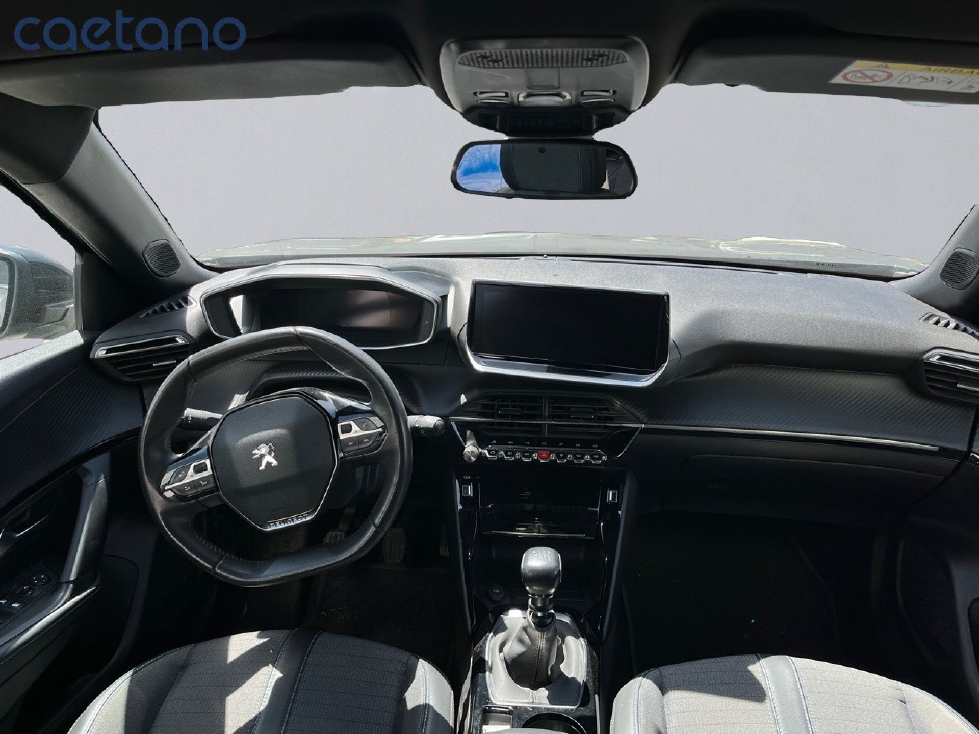 Peugeot 2008 - 12