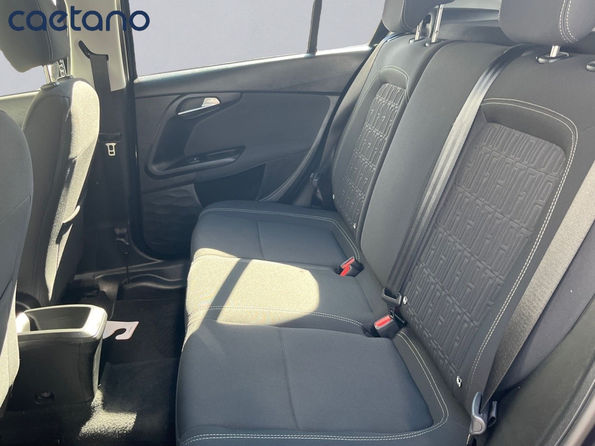 Fiat Tipo - 12