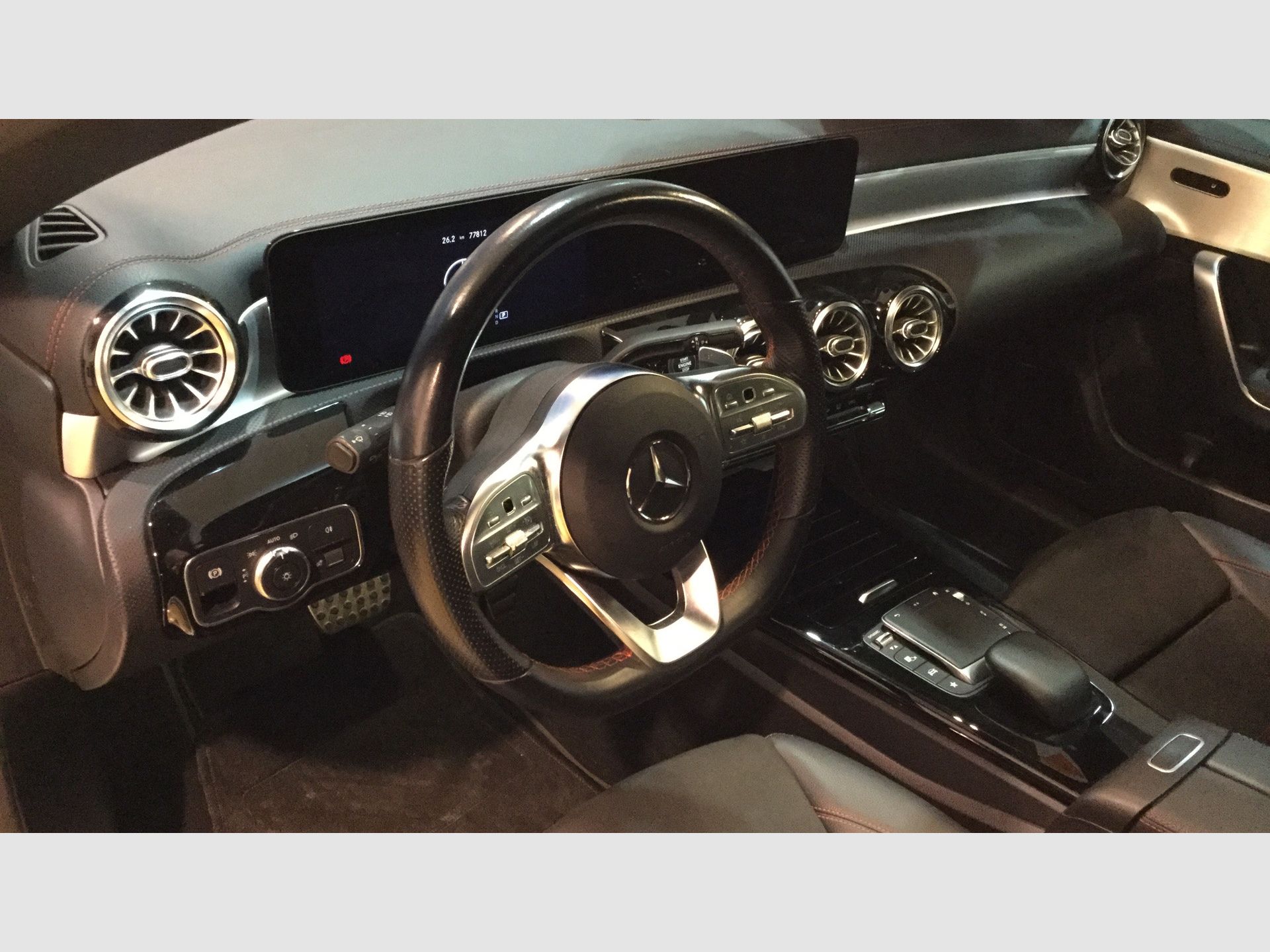 Mercedes-Benz CLA - 2