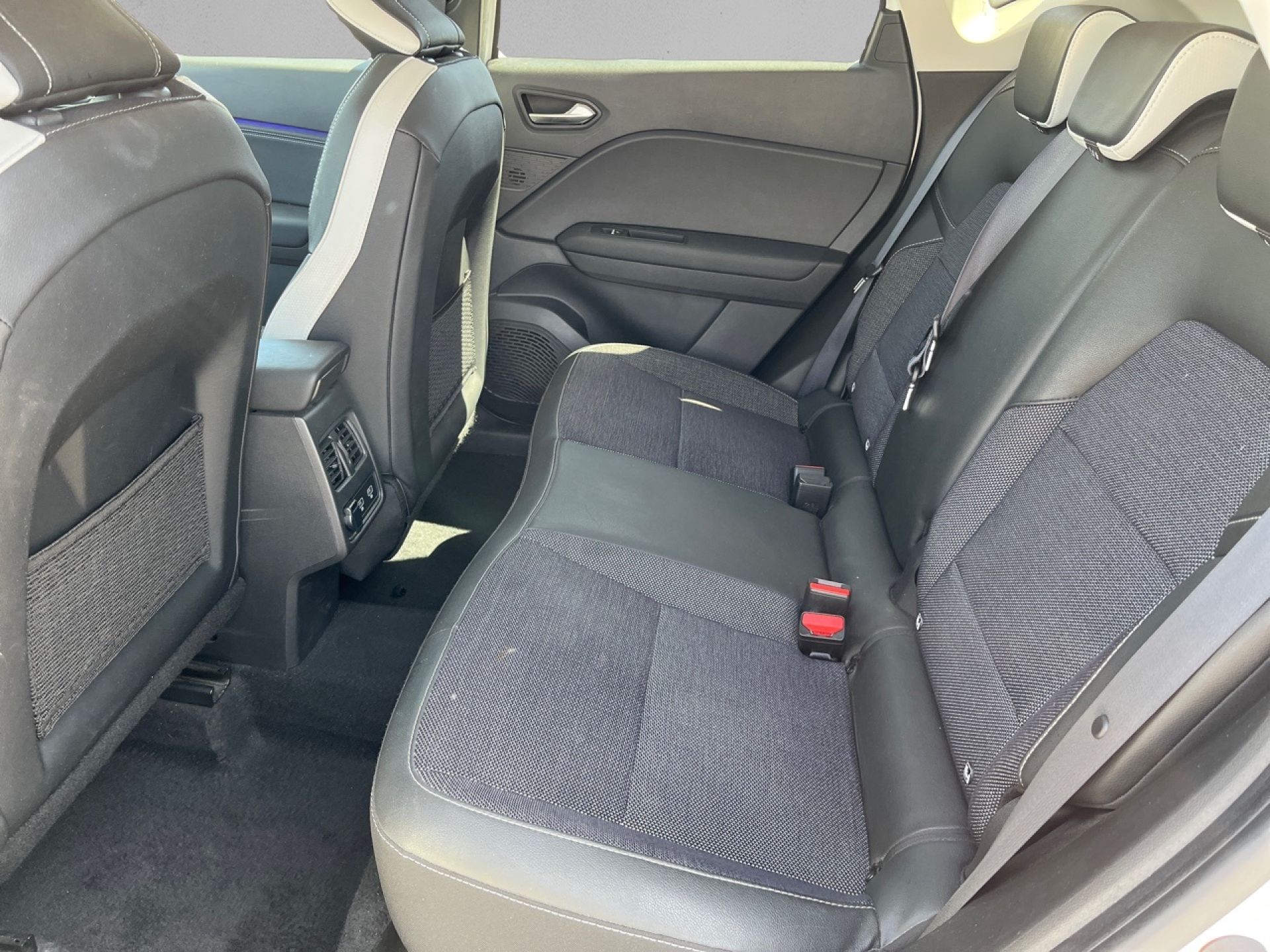 Renault Captur - 12
