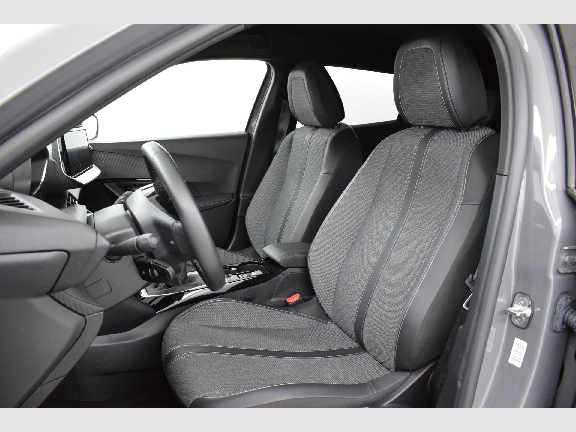 Peugeot 2008 - 4