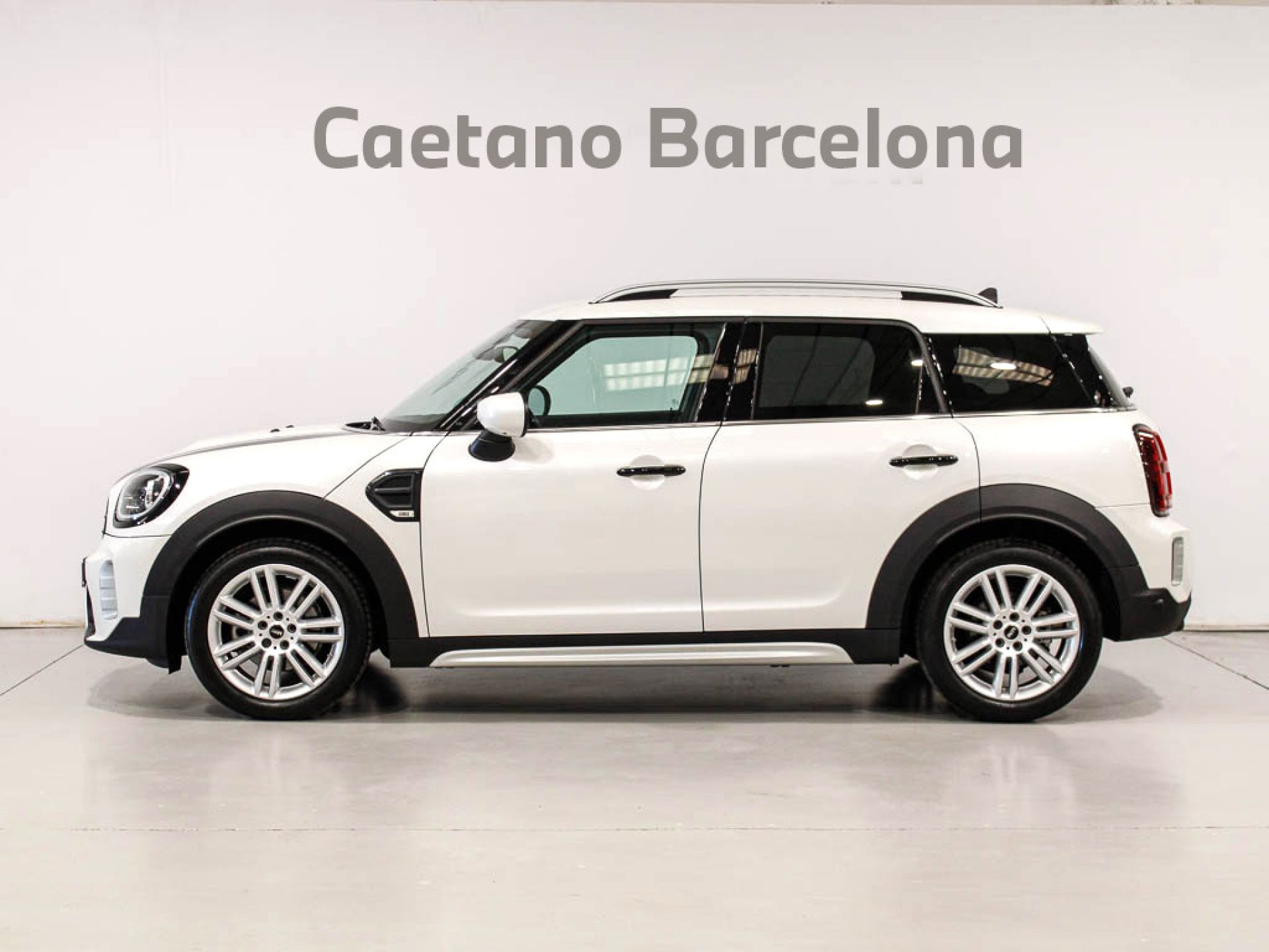 Mini Countryman - 3