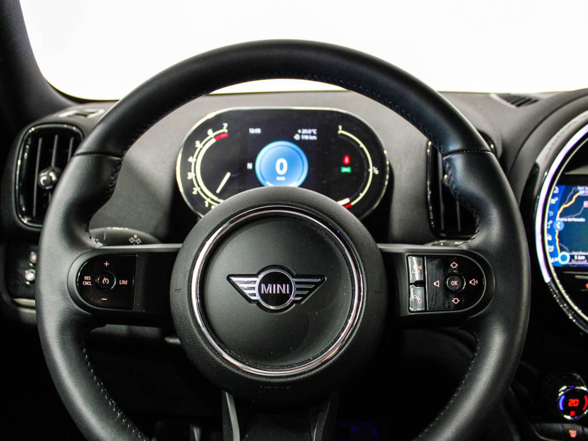 Mini Countryman - 12